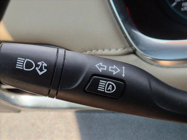 Used 2023 Chevrolet Traverse LS AWD/4WD image 14