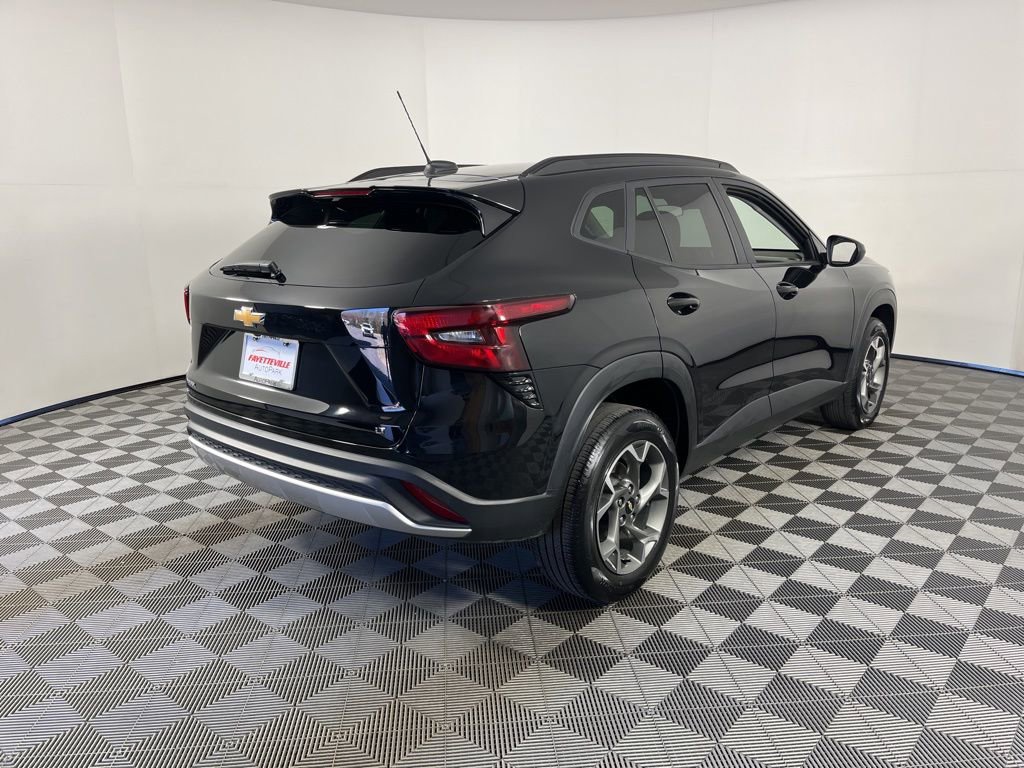 Certified 2025 Chevrolet Trax LT image 5