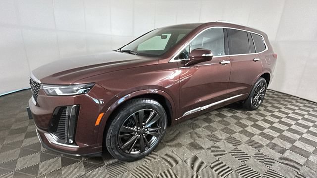 Used 2022 Cadillac XT6 Premium Luxury w/ Technology Package AWD/4WD image 6