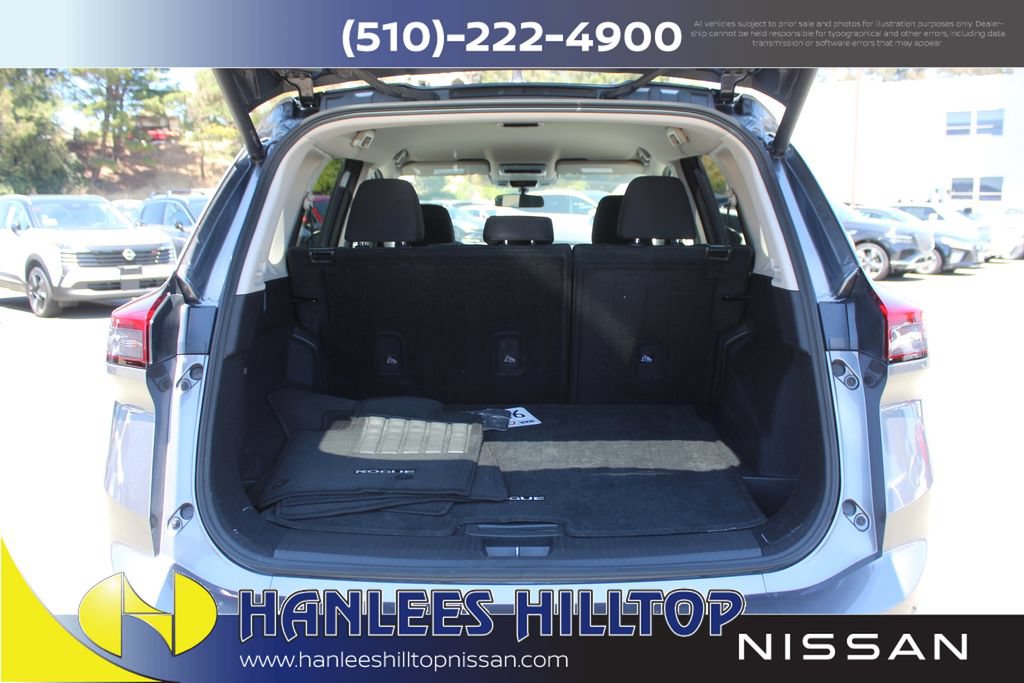 Used 2025 Nissan Rogue SV FWD image 10