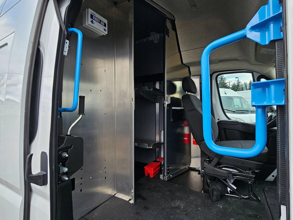 New 2024 RAM ProMaster 3500 w/ Delivery Van Package FWD image 13