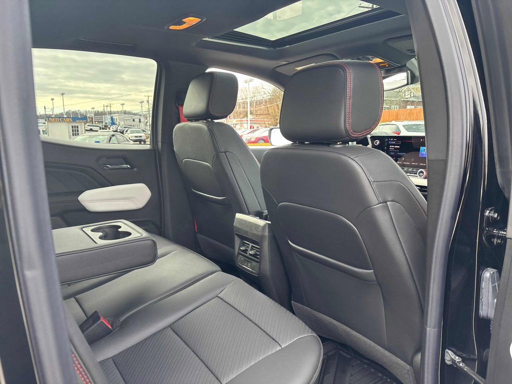 New 2026 GMC Canyon AT4X image 32