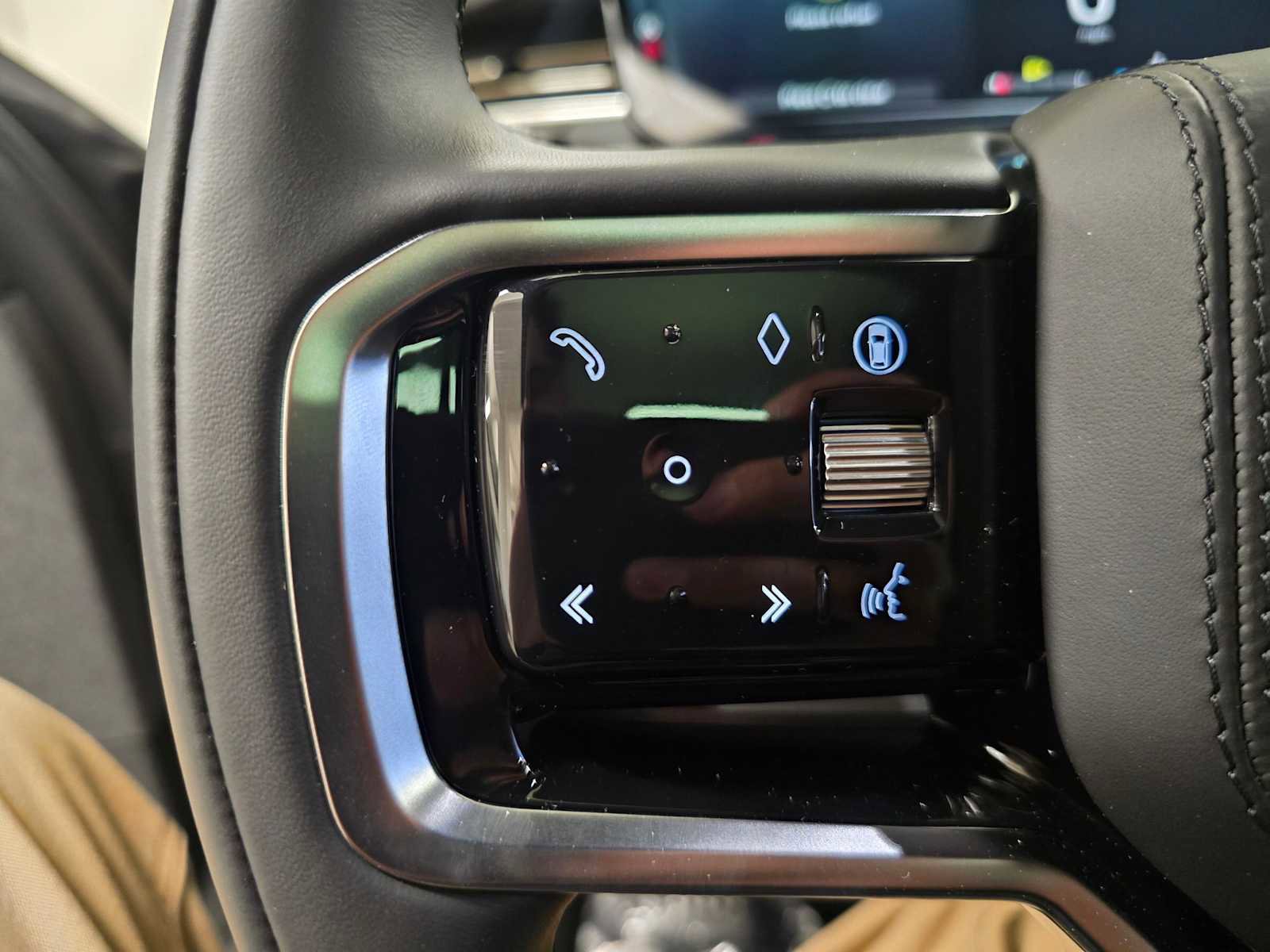 Used 2026 Land Rover Range Rover Sport SE image 30