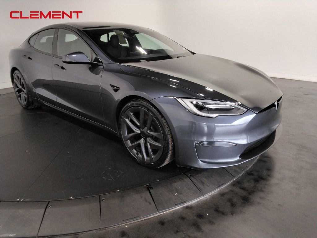 Used 2021 Tesla Model S Plaid image 3