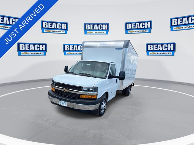 New 2026 Chevrolet Express 3500 w/ Power Convenience Package RWD image 4