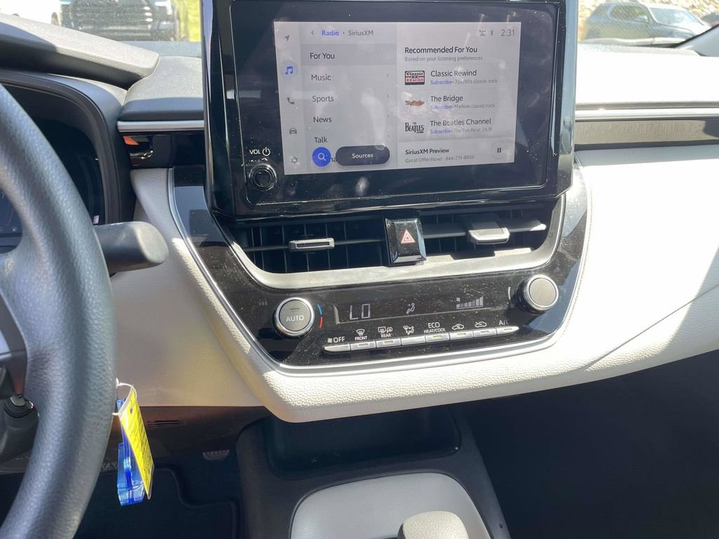 Used 2026 Toyota Corolla LE FWD image 14