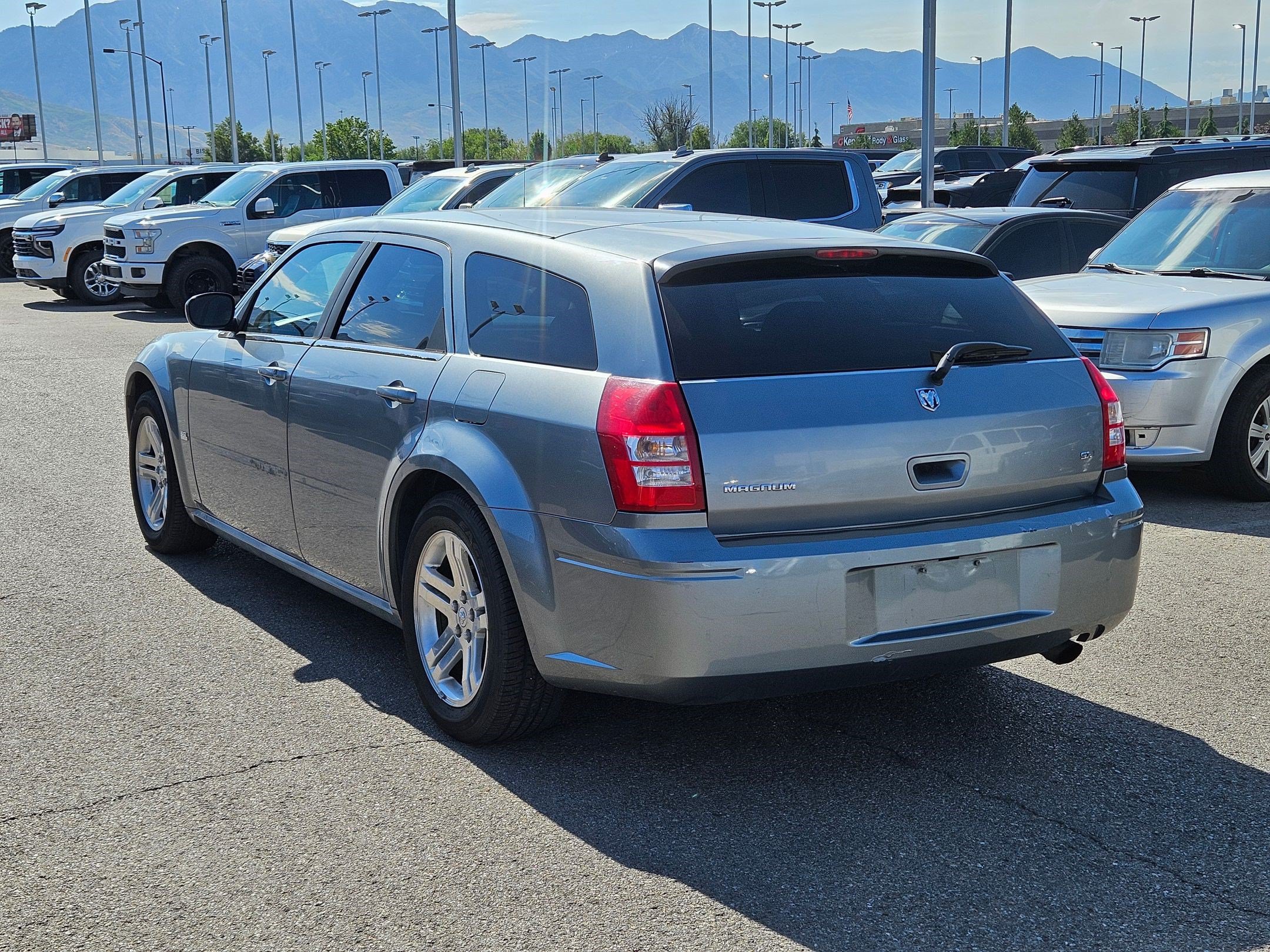Used 2006 Dodge Magnum SXT RWD image 5
