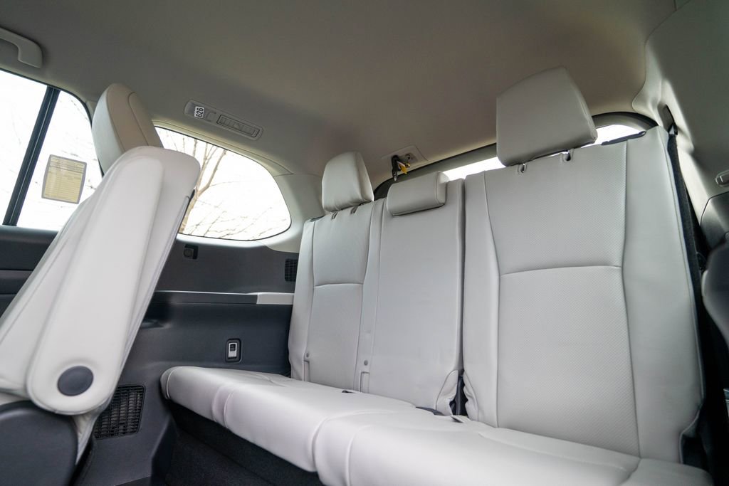 New 2026 Toyota Grand Highlander XLE image 36