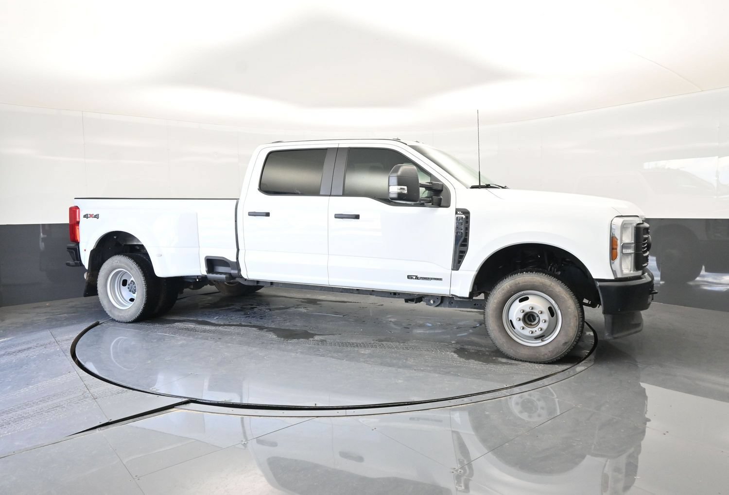 Certified 2024 Ford F350 XL AWD/4WD image 6