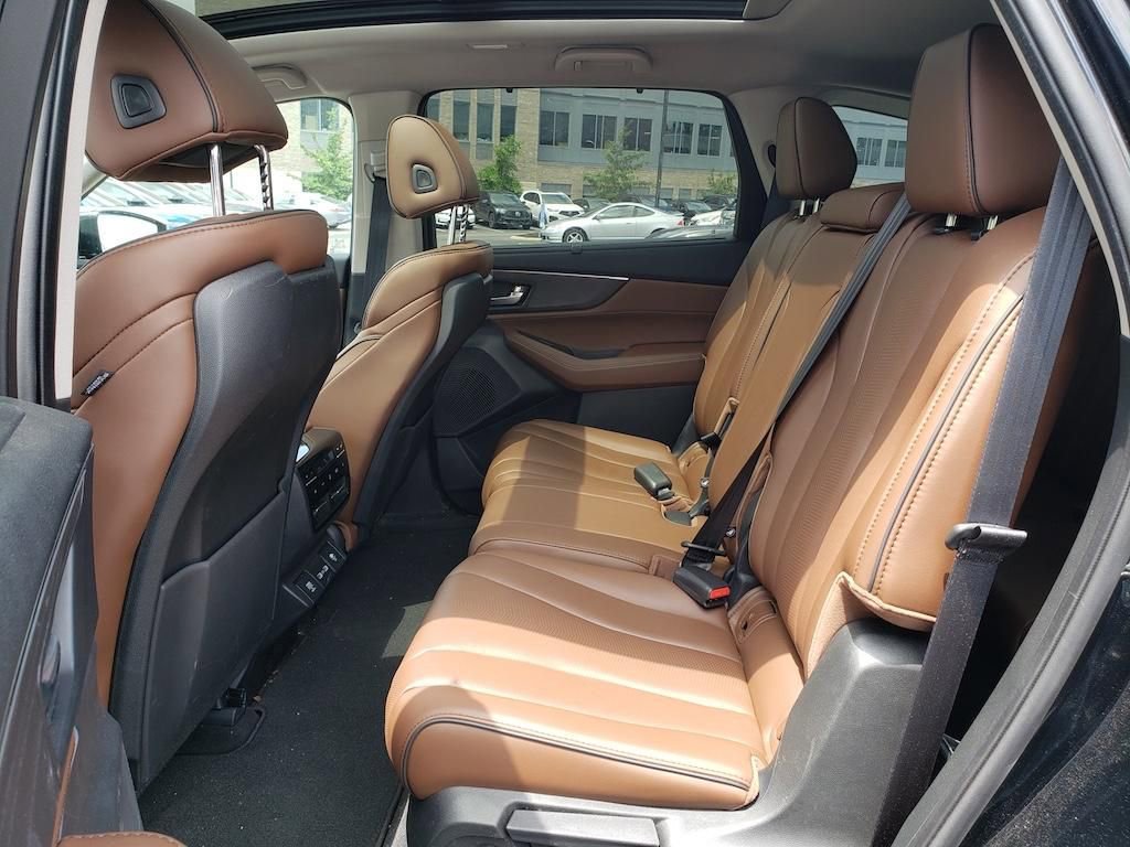 Certified 2024 Acura MDX SH-AWD w/ Advance Package image 30