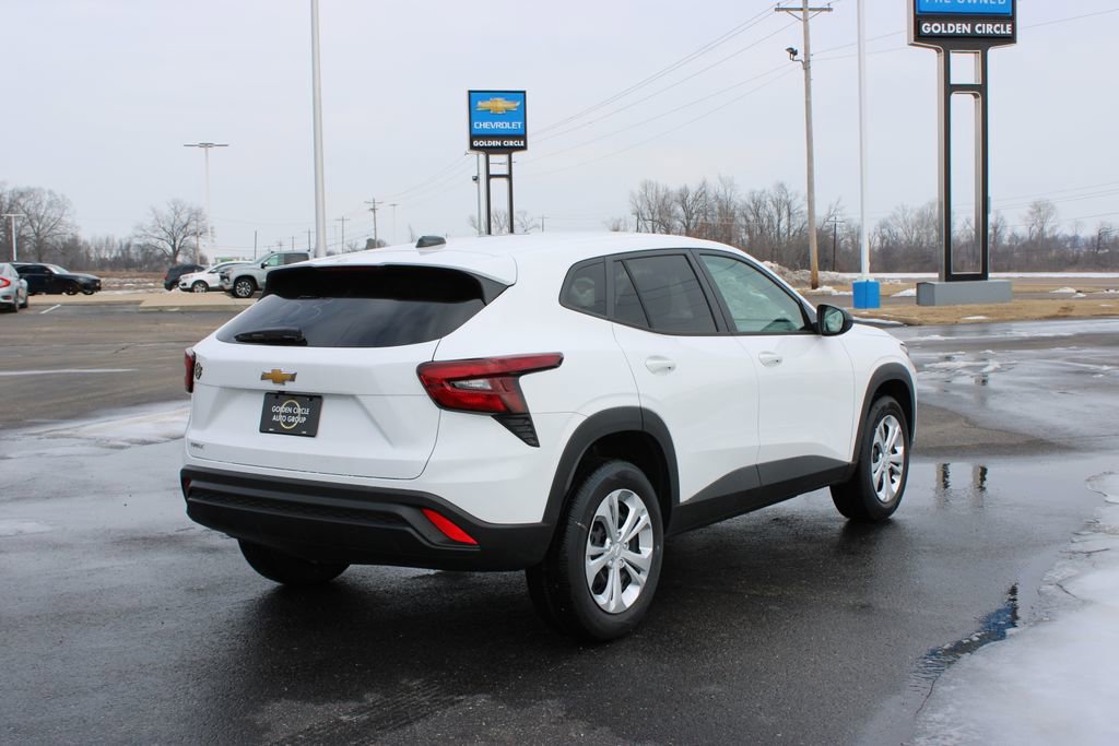 New 2026 Chevrolet Trax LS image 9