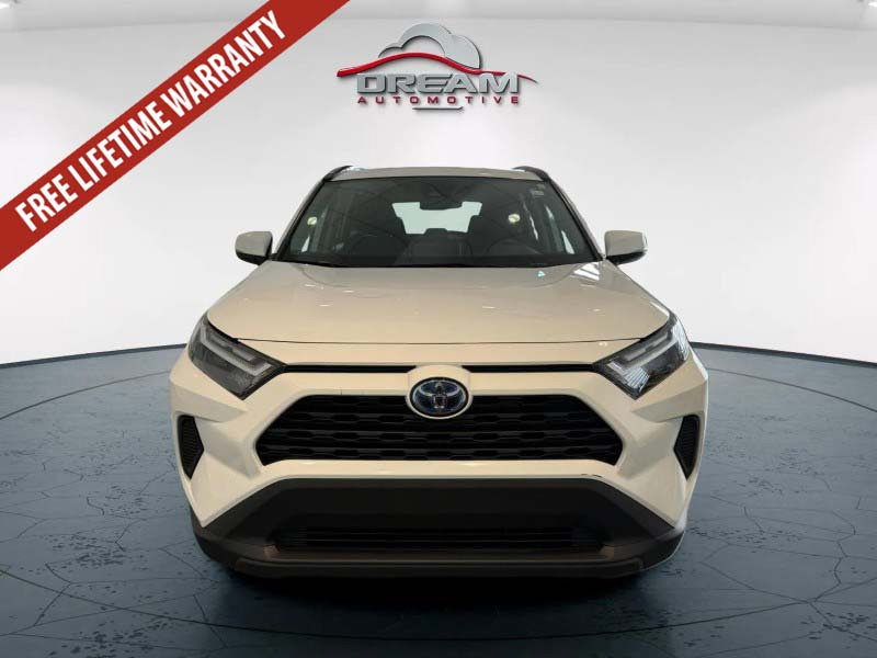 Used 2024 Toyota RAV4 XLE AWD/4WD image 3