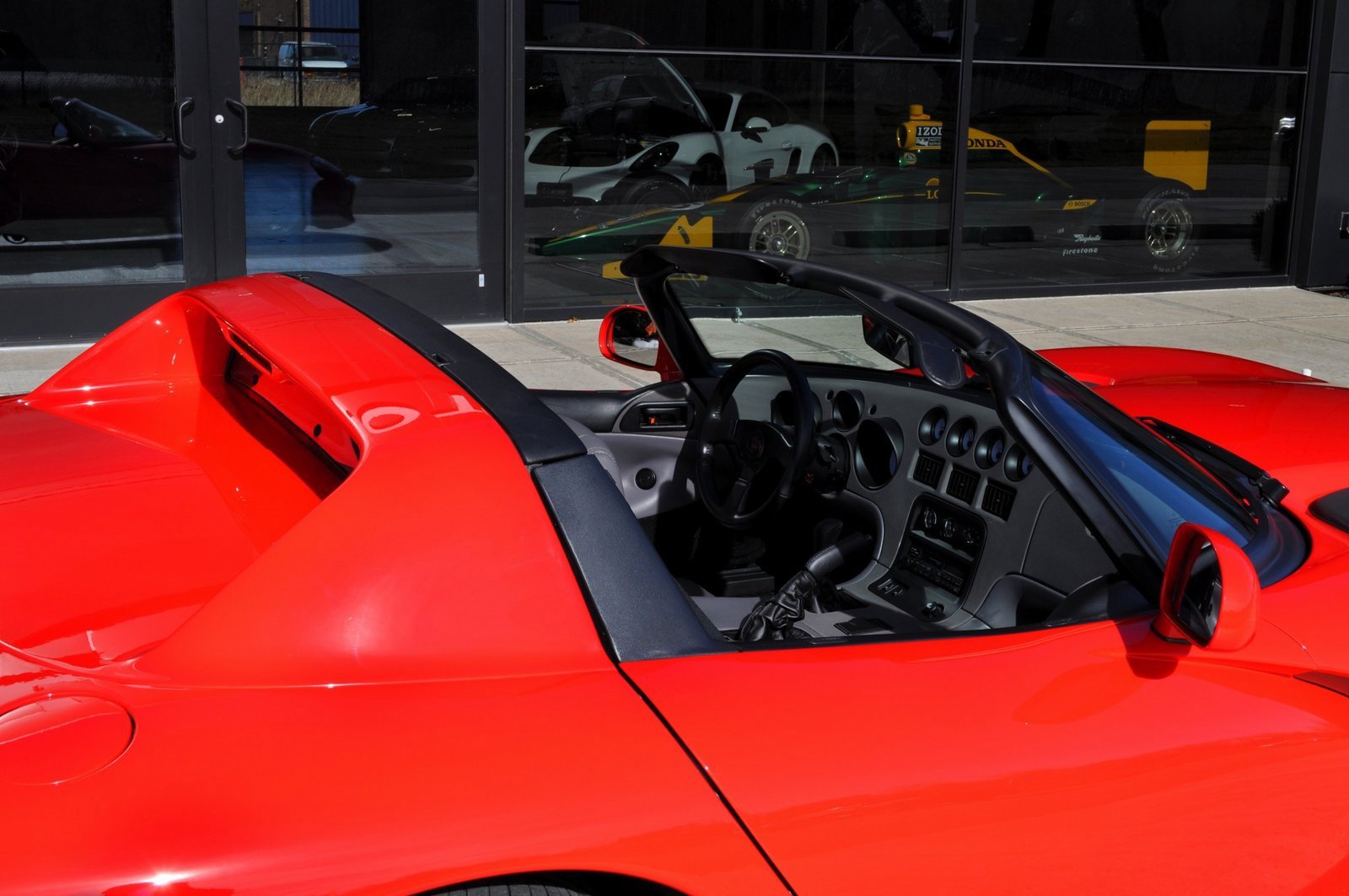 Used 1994 Dodge Viper RT/10 image 28