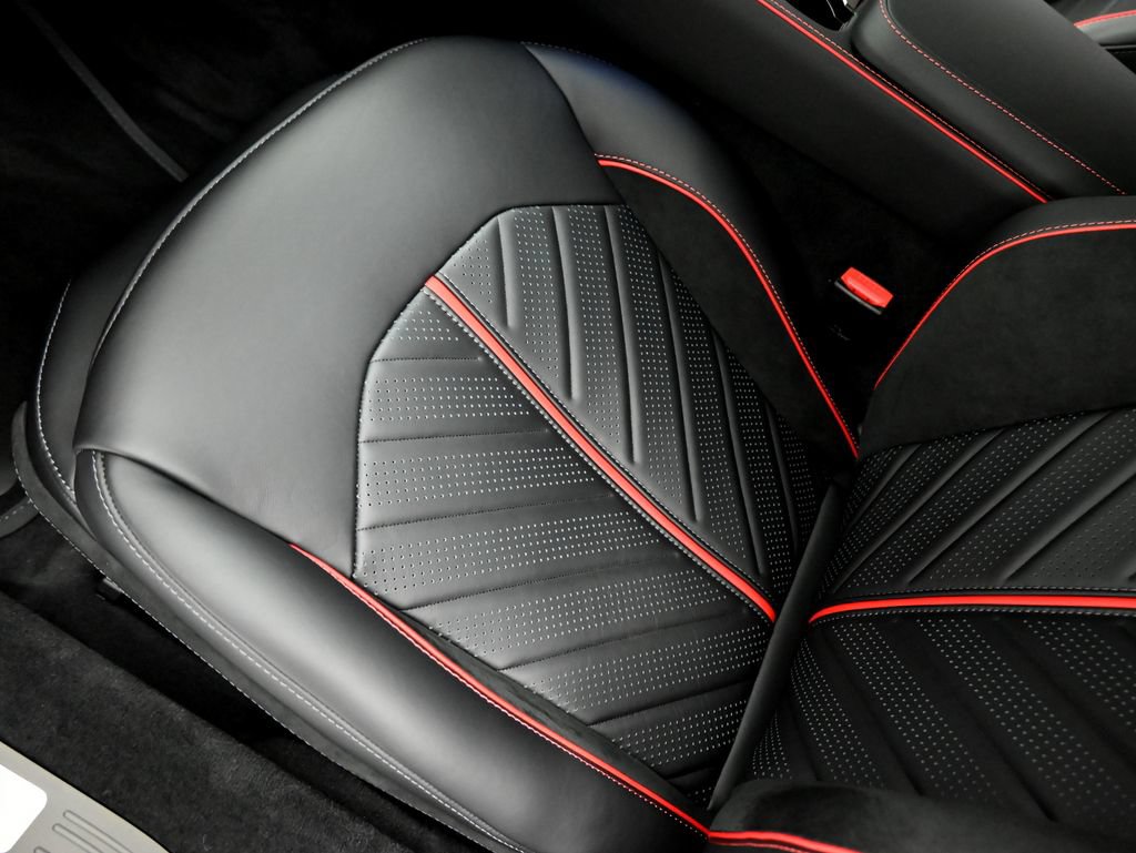New 2026 Aston Martin V8 Vantage S RWD image 21