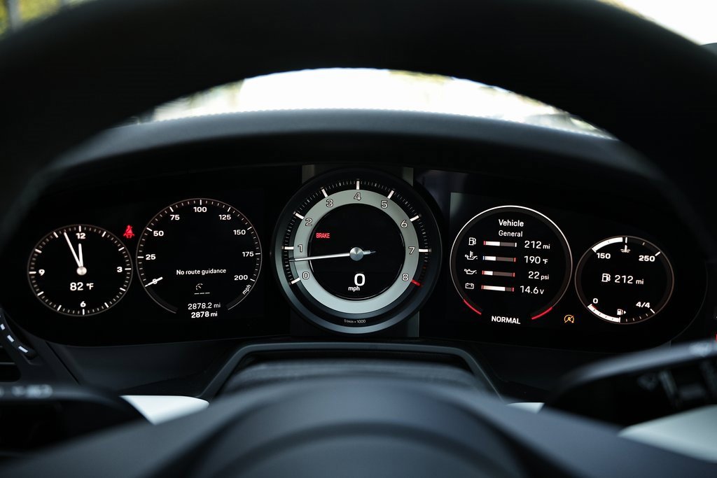 Used 2024 Porsche 911 Carrera T image 27