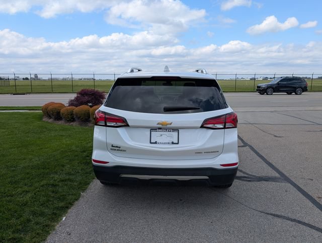 Used 2022 Chevrolet Equinox Premier AWD/4WD image 8