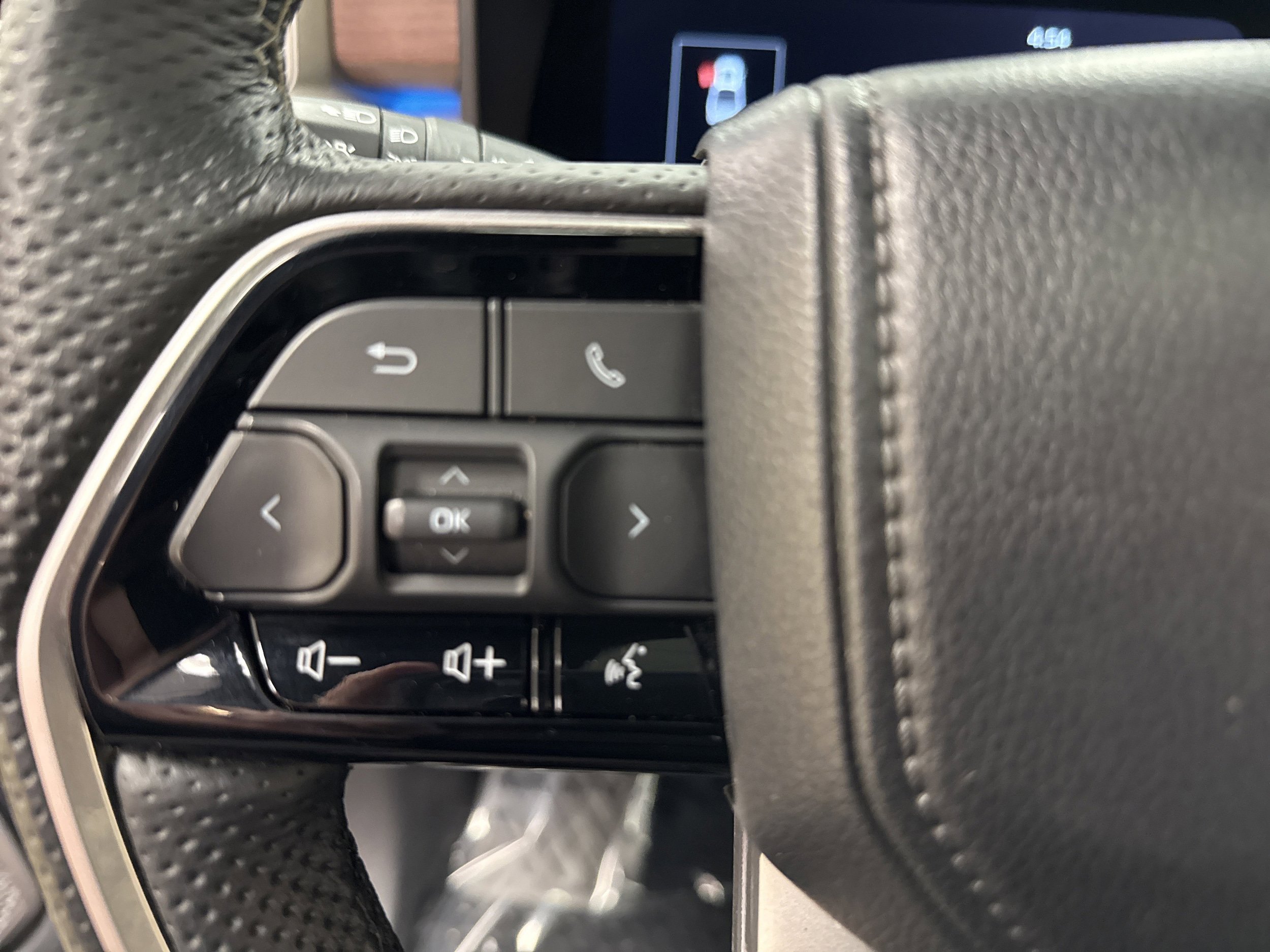 Used 2023 Toyota Tundra Capstone AWD/4WD image 38