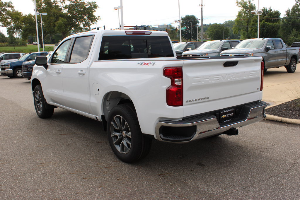 New 2026 Chevrolet Silverado 1500 LT w/ Safety Package AWD/4WD image 34