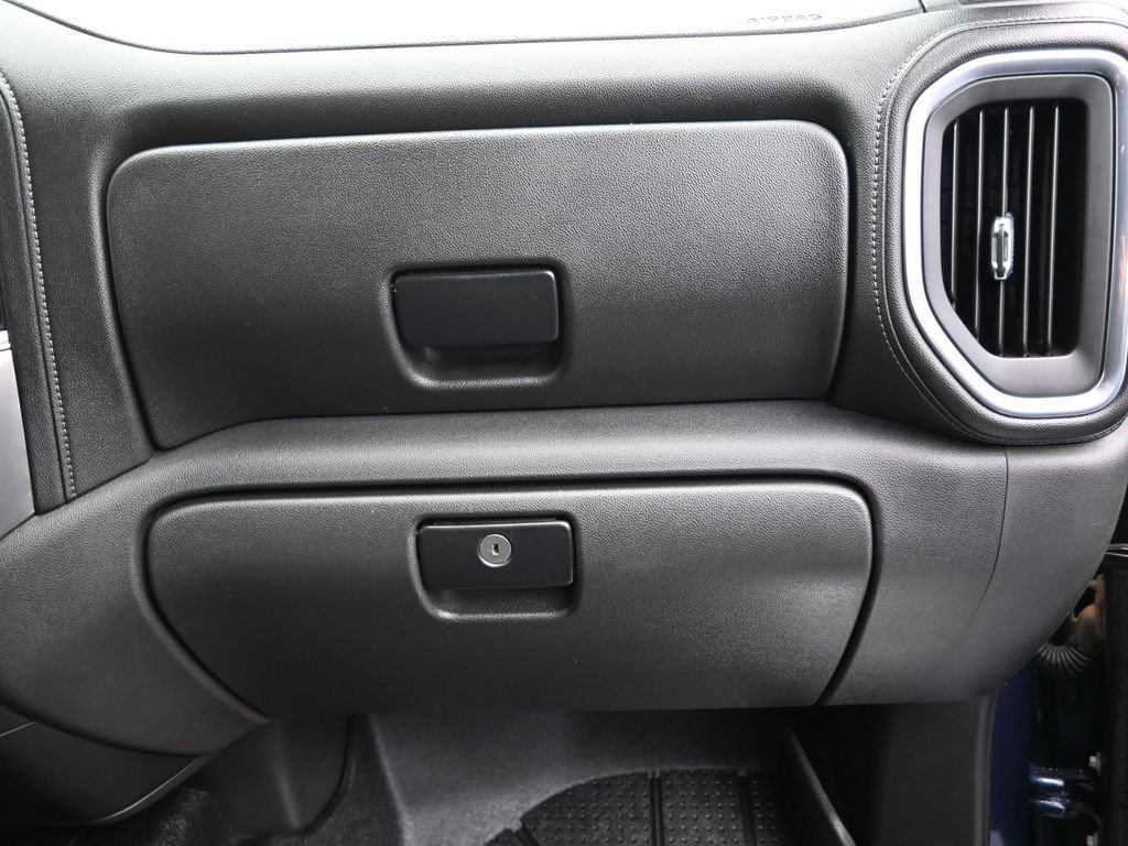 Used 2019 Chevrolet Silverado 1500 LT w/ Texas Edition image 31