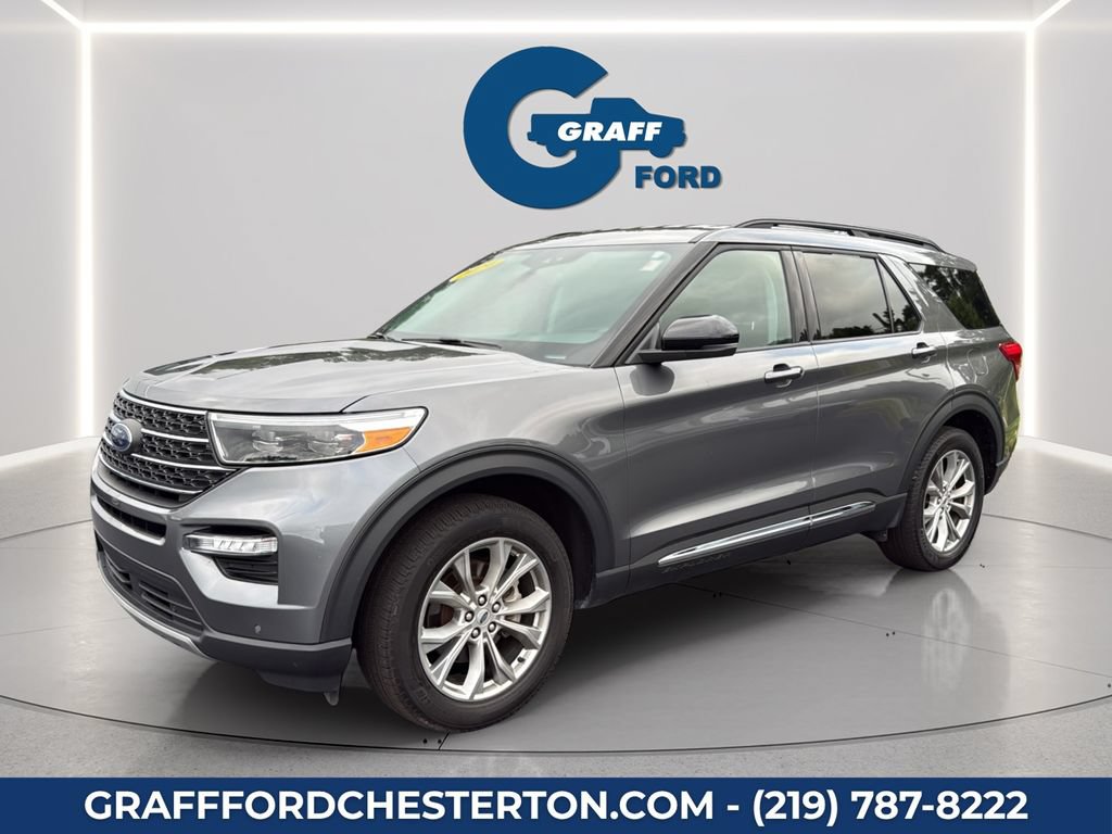 Used 2024 Ford Explorer XLT w/ Equipment Group 202A AWD/4WD image 2
