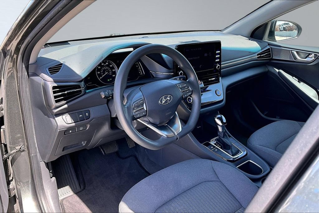 Used 2022 Hyundai Ioniq Blue FWD image 4
