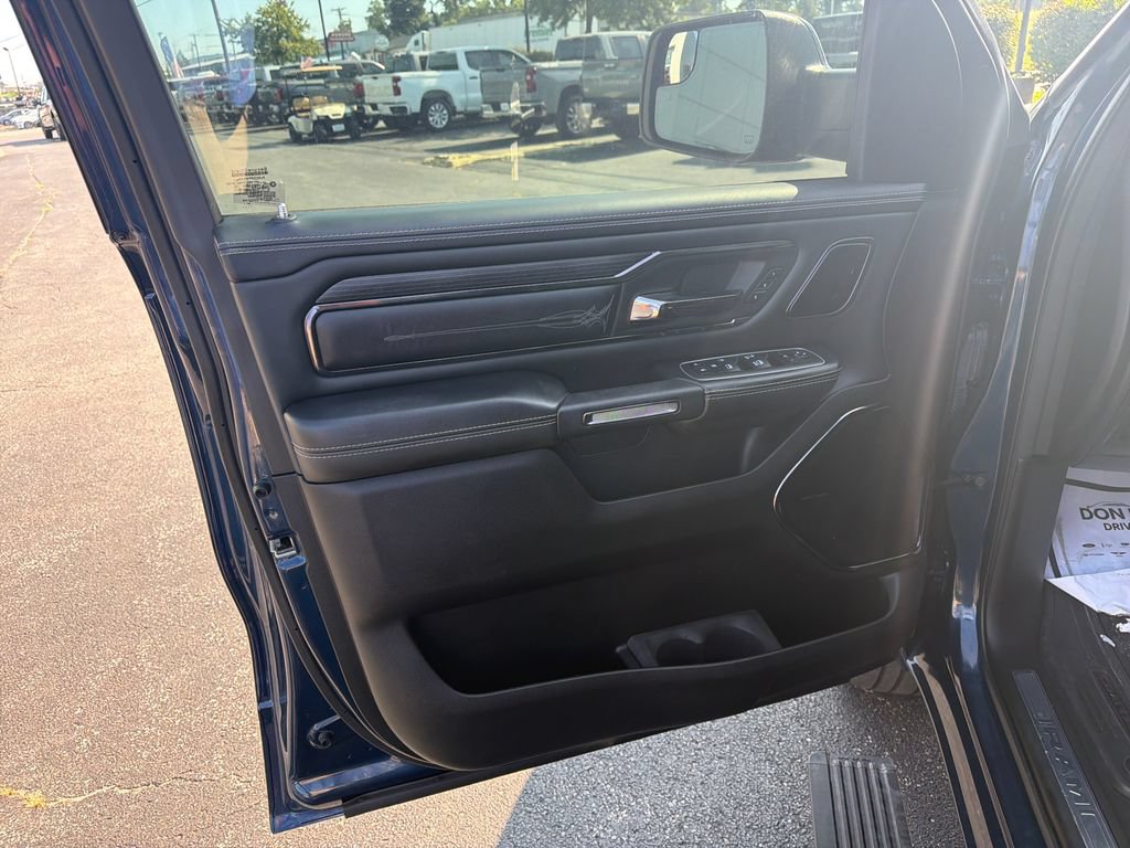 Used 2022 RAM 1500 Limited AWD/4WD image 13