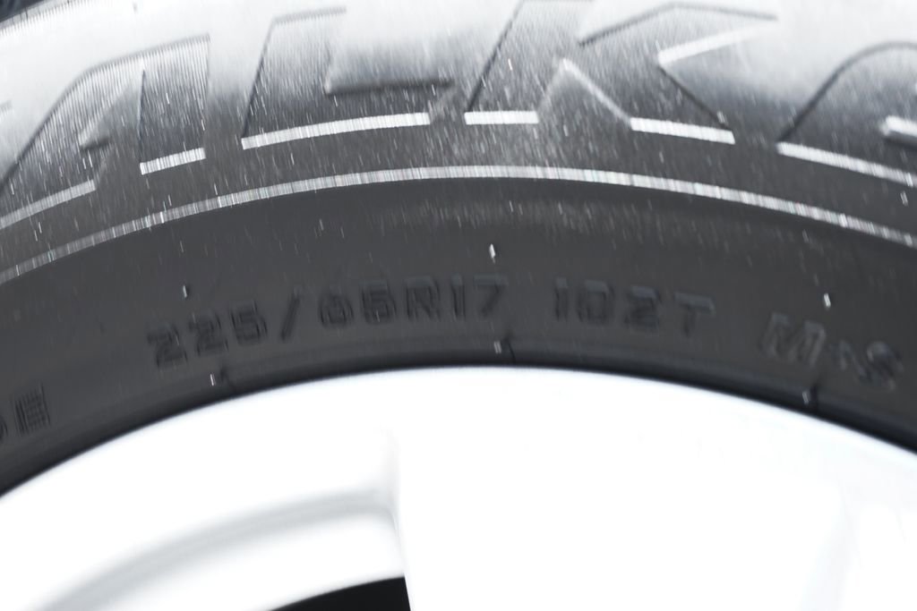 Used 2019 Toyota RAV4 XLE w/ Convenience Package image 39