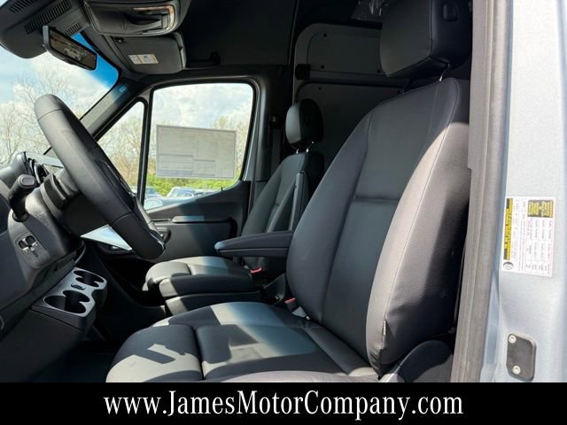 New 2026 Mercedes-Benz Sprinter 2500 image 11