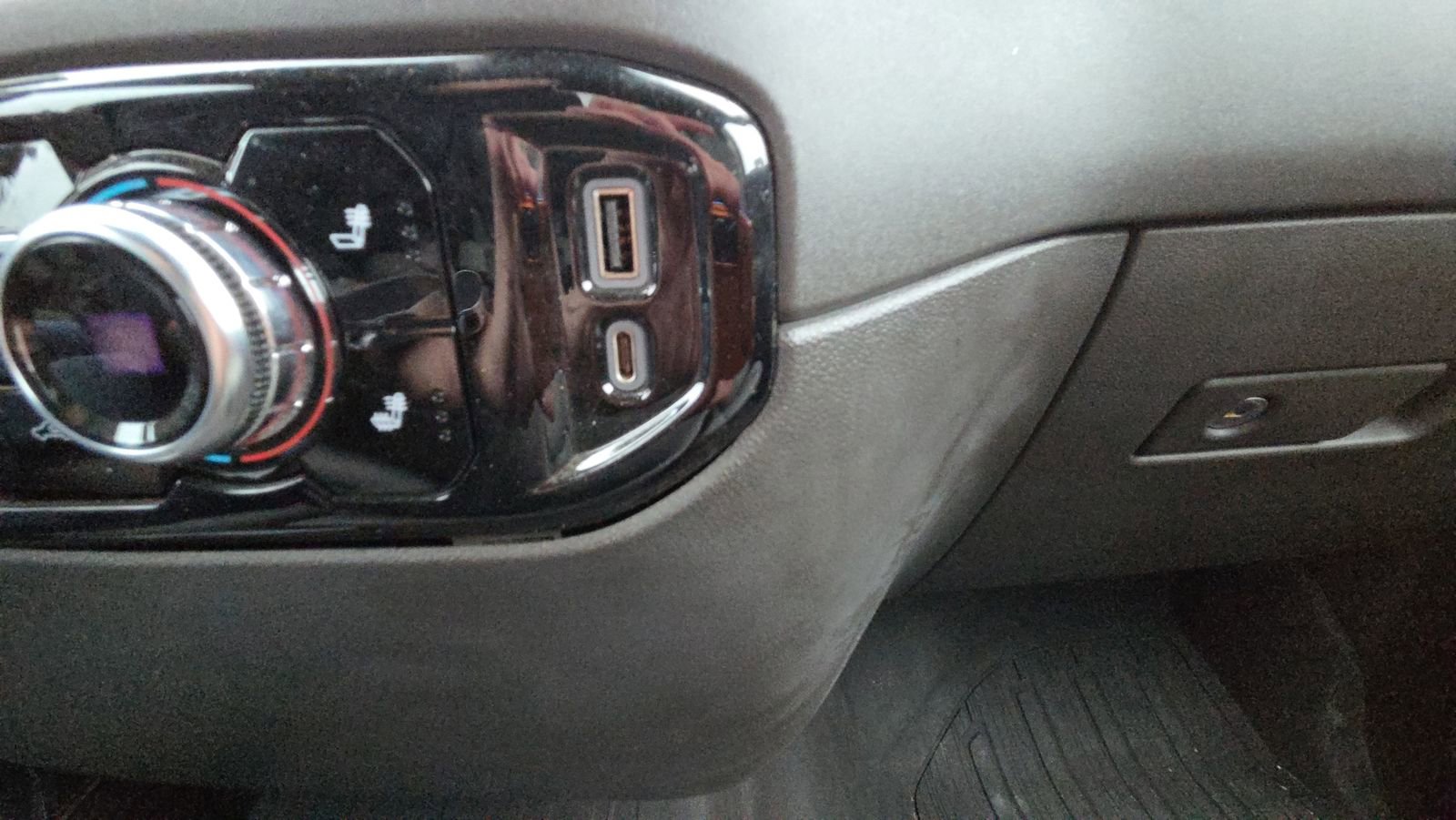 Used 2023 GMC Sierra 1500 SLE image 37