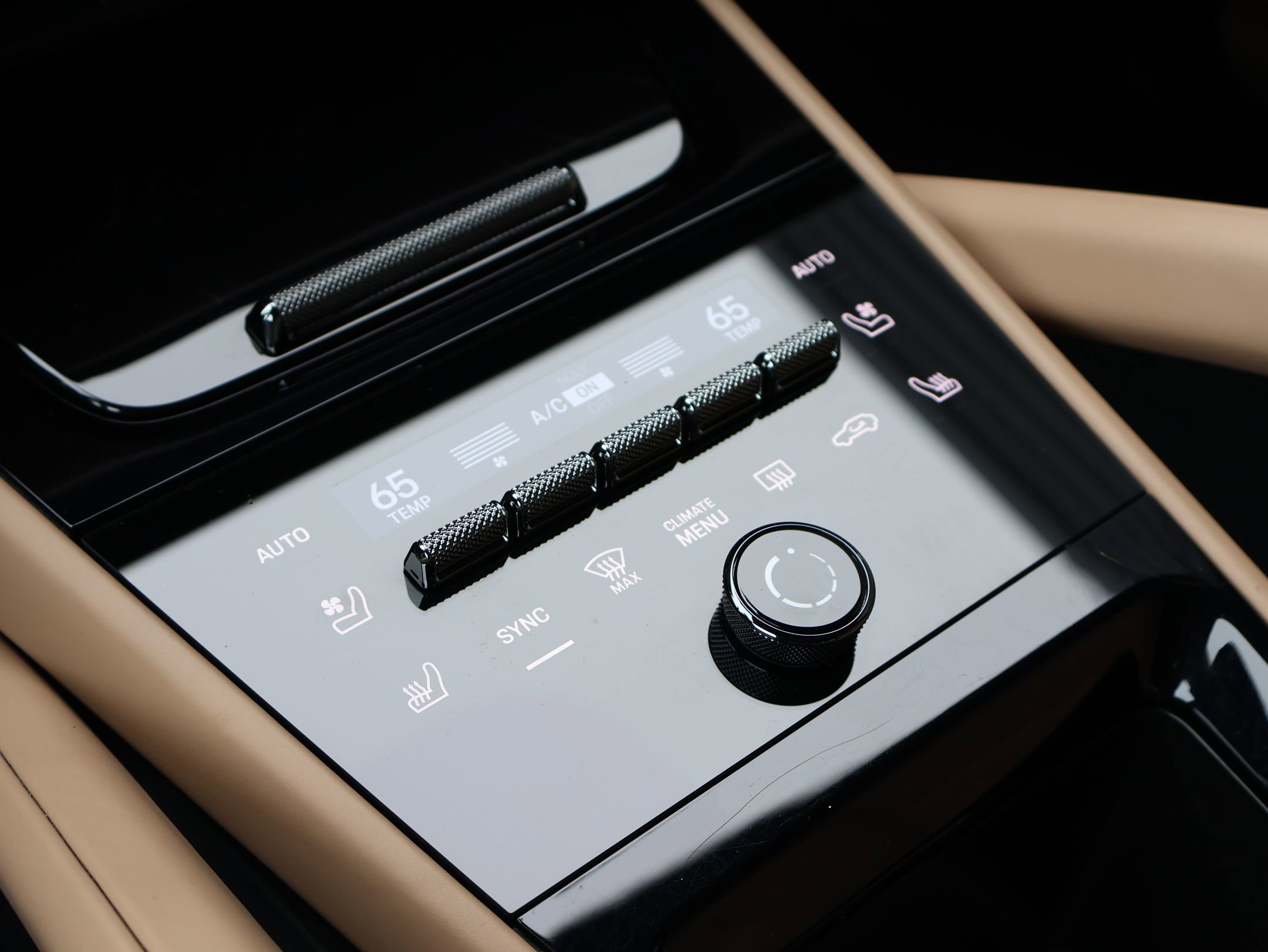 Certified 2025 Porsche Cayenne E-Hybrid image 21