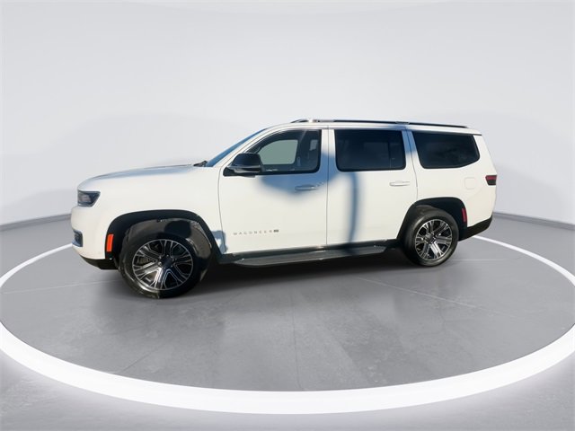 Used 2024 Jeep Wagoneer Series II w/ Flexible Seating Group image 5