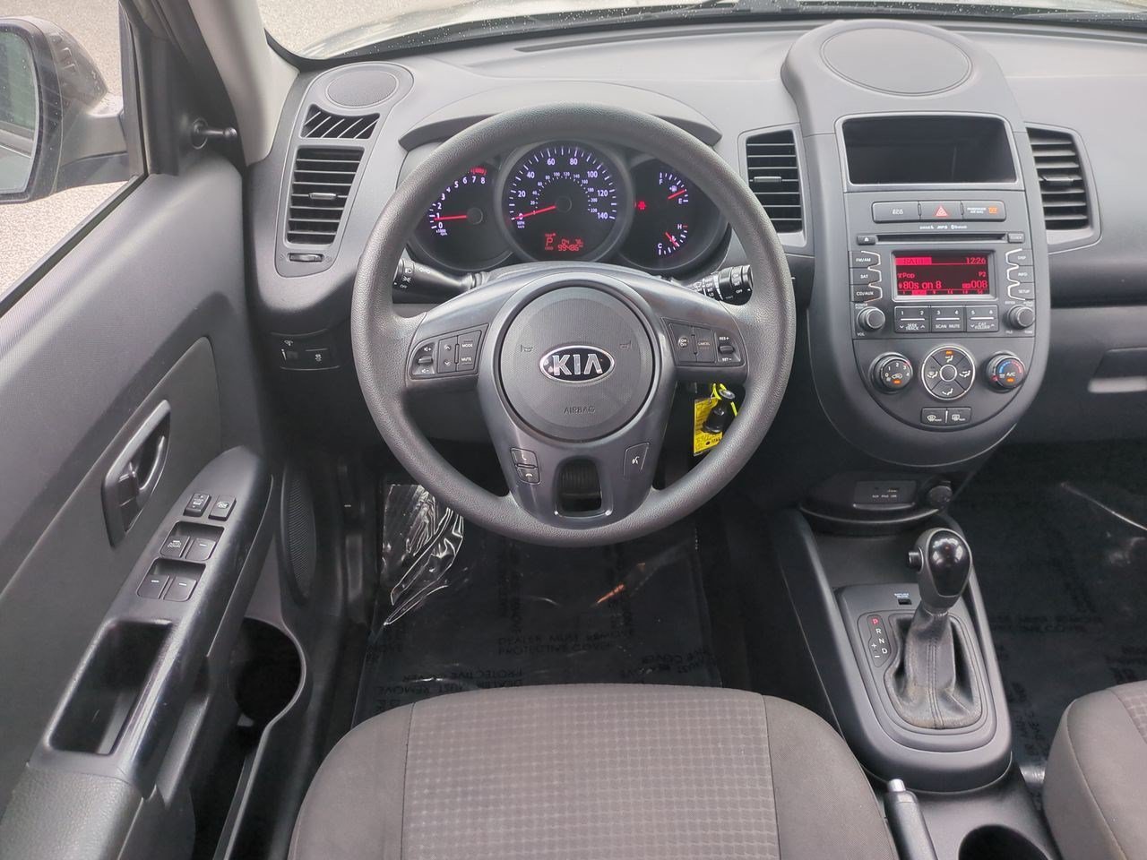 Used 2013 Kia Soul FWD image 30