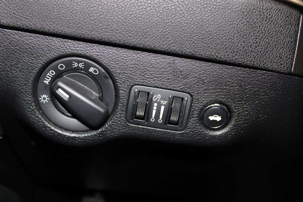 Used 2022 Dodge Charger SXT RWD image 37