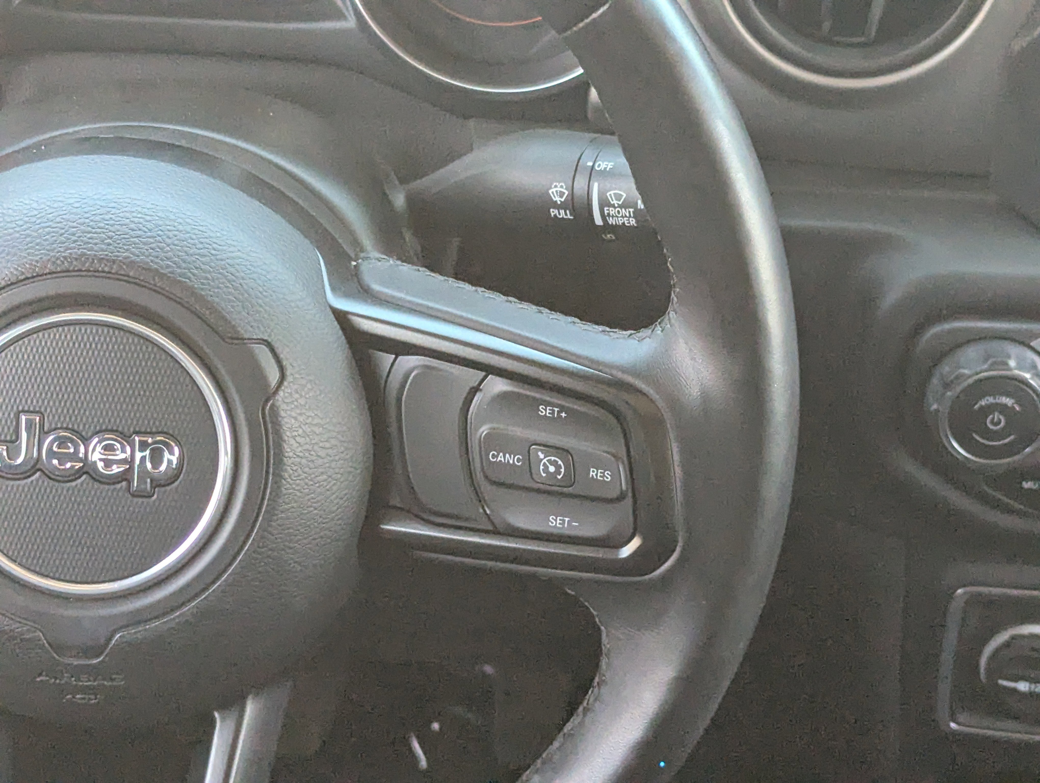 Used 2020 Jeep Gladiator Sport w/ Quick Order Package 24S image 19