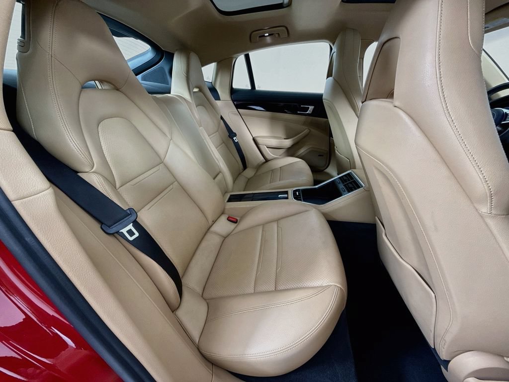 Certified 2019 Porsche Panamera 4 AWD/4WD image 29