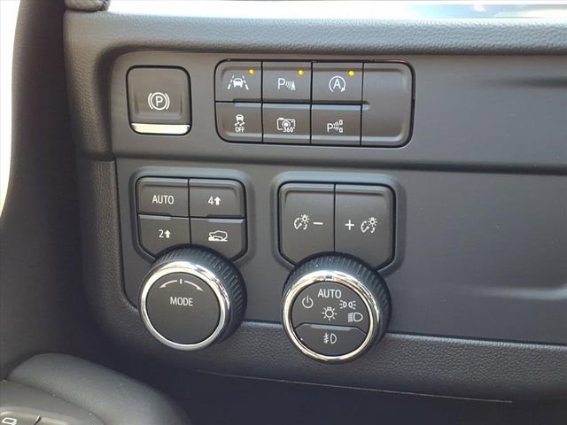 New 2026 Chevrolet Tahoe RST w/ Comfort Package AWD/4WD image 22