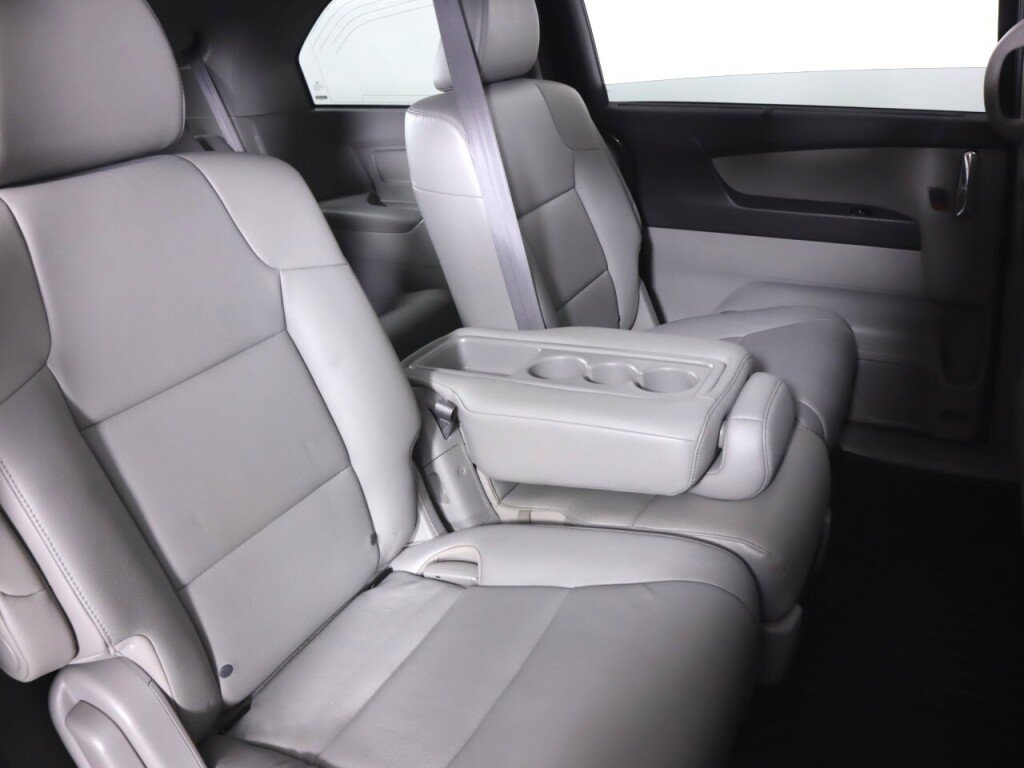 Used 2016 Honda Odyssey EX-L image 42