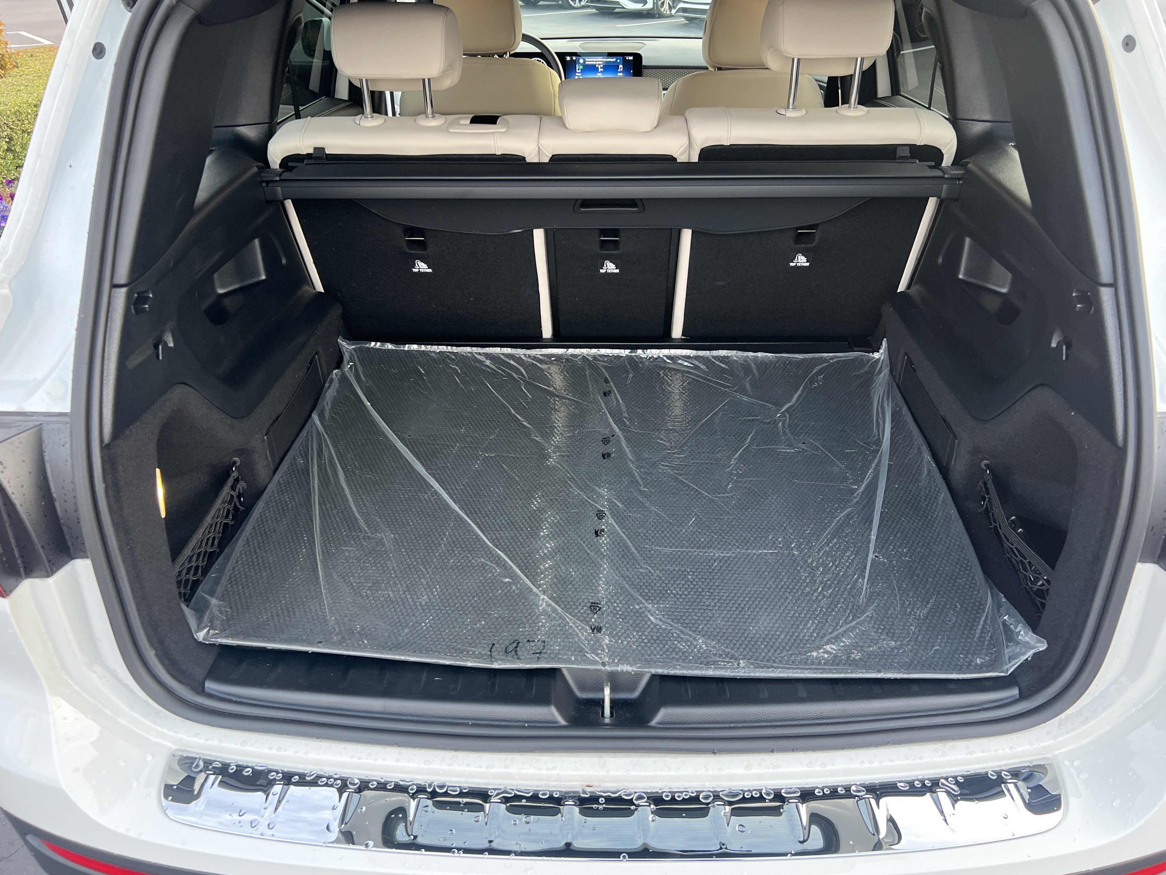 Certified 2025 Mercedes-Benz GLB 250 image 34