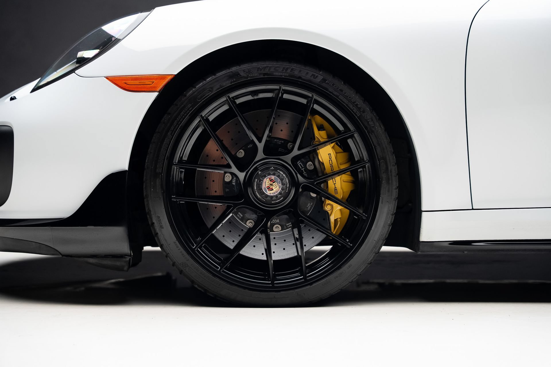 Used 2017 Porsche 911 Turbo S AWD/4WD image 21