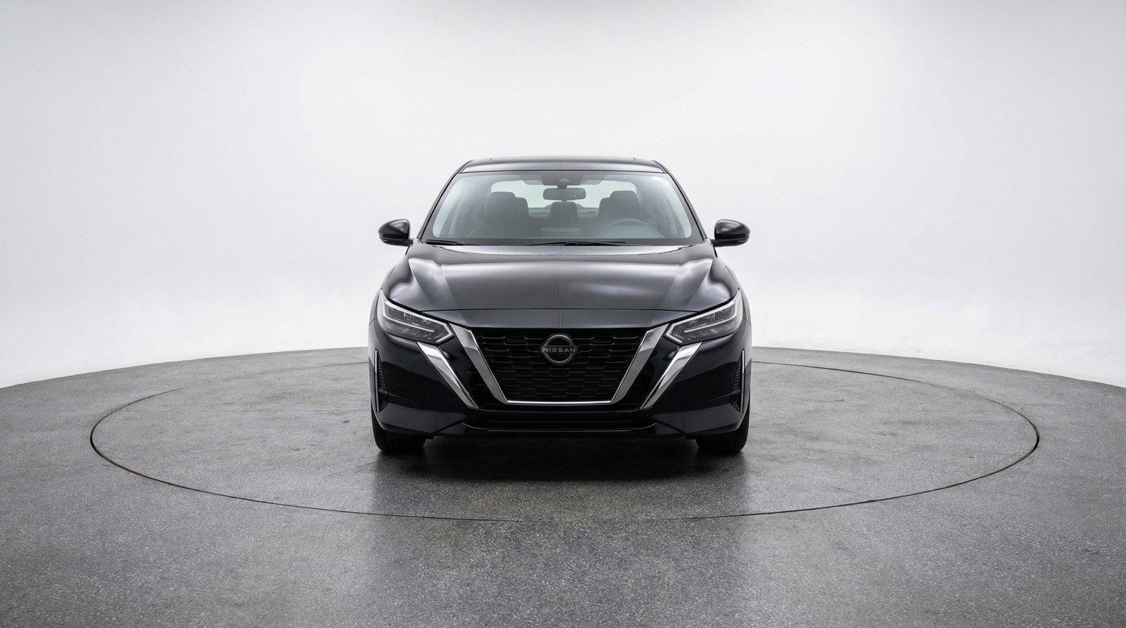 Used 2025 Nissan Sentra SV image 2