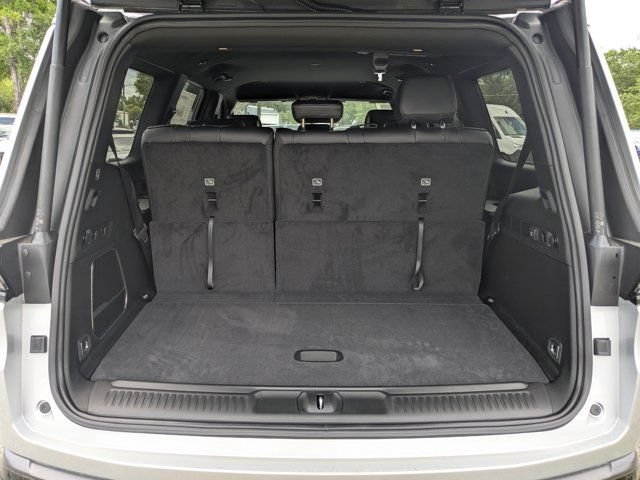 New 2026 Jeep Grand Wagoneer 2WD w/ 8-Passenger Seating Package image 11