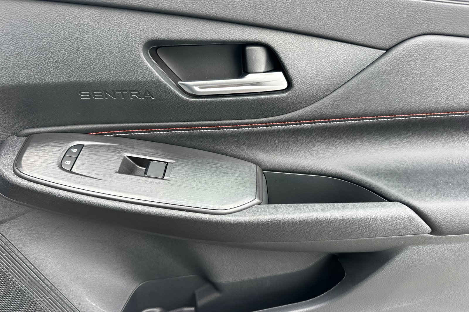 New 2027 Nissan Sentra SR w/ SR Premium Package FWD image 18