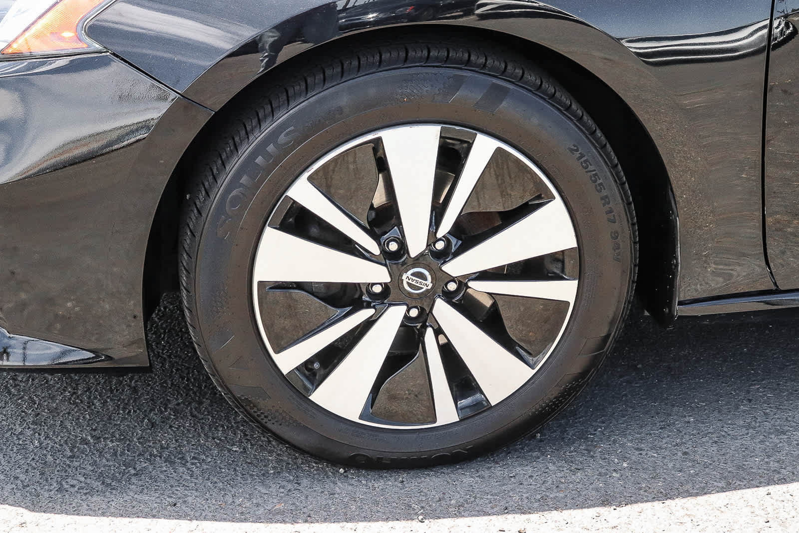 Used 2019 Nissan Altima 2.5 SL FWD image 14