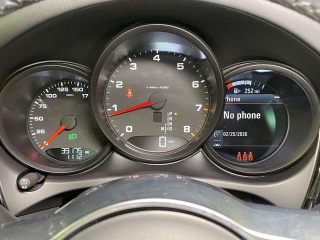 Used 2021 Porsche Macan image 46