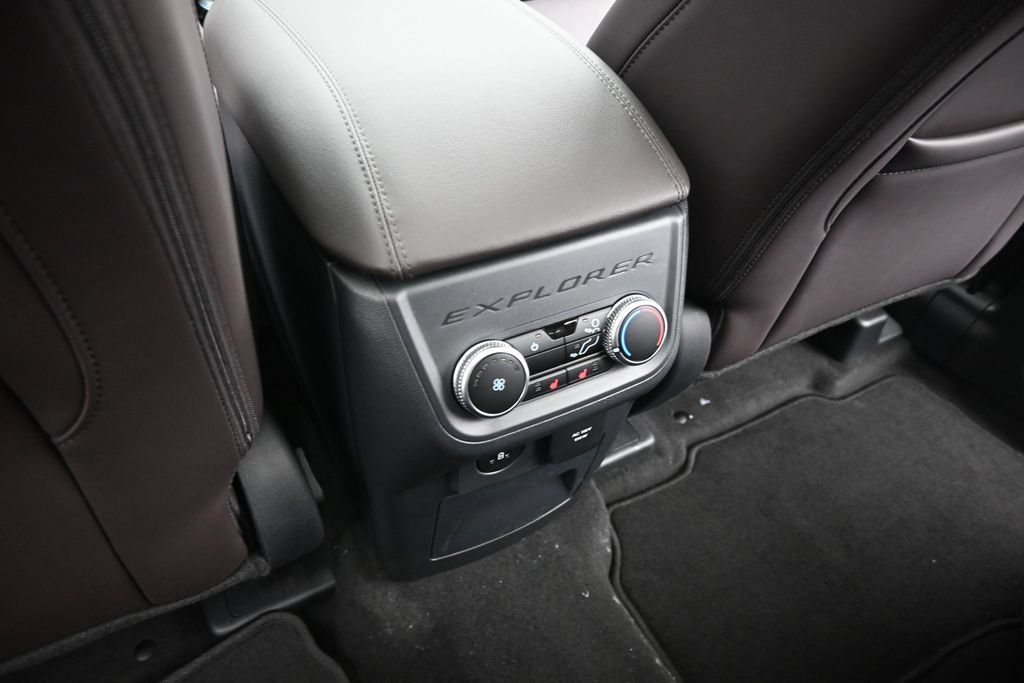 New 2026 Ford Explorer Platinum RWD image 23