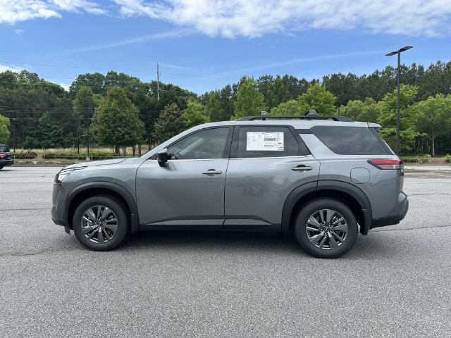 New 2026 Nissan Pathfinder SV w/ SV Premium Package AWD/4WD image 6