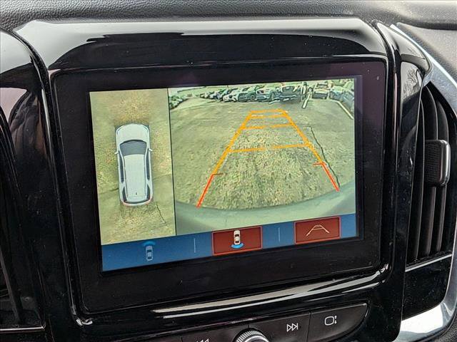 Used 2018 Chevrolet Traverse LT w/ LPO, 'HIT The Road' Package image 10