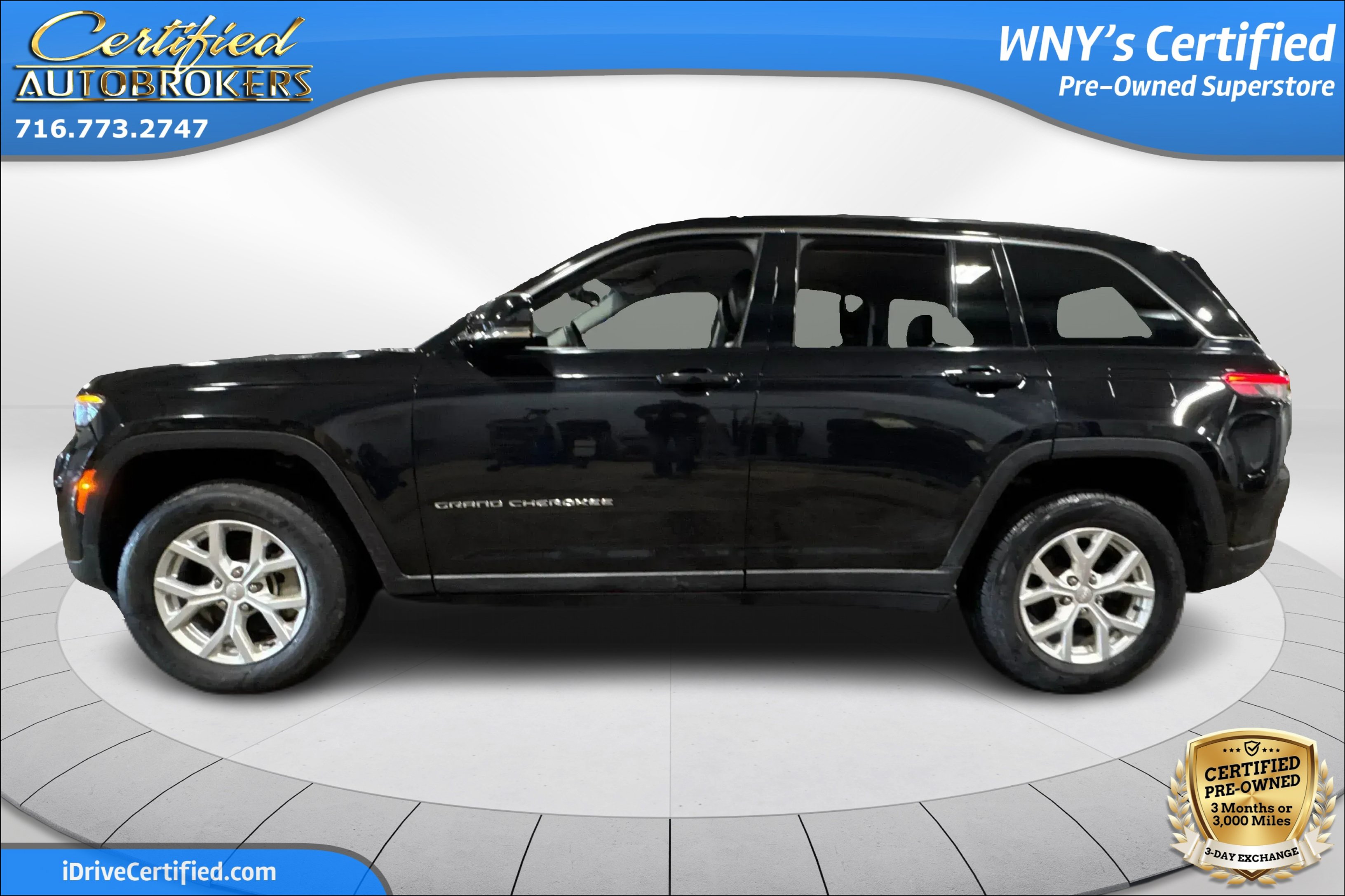 Used 2023 Jeep Grand Cherokee Limited AWD/4WD image 9