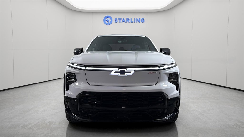 Used 2025 Chevrolet Silverado EV RST image 15