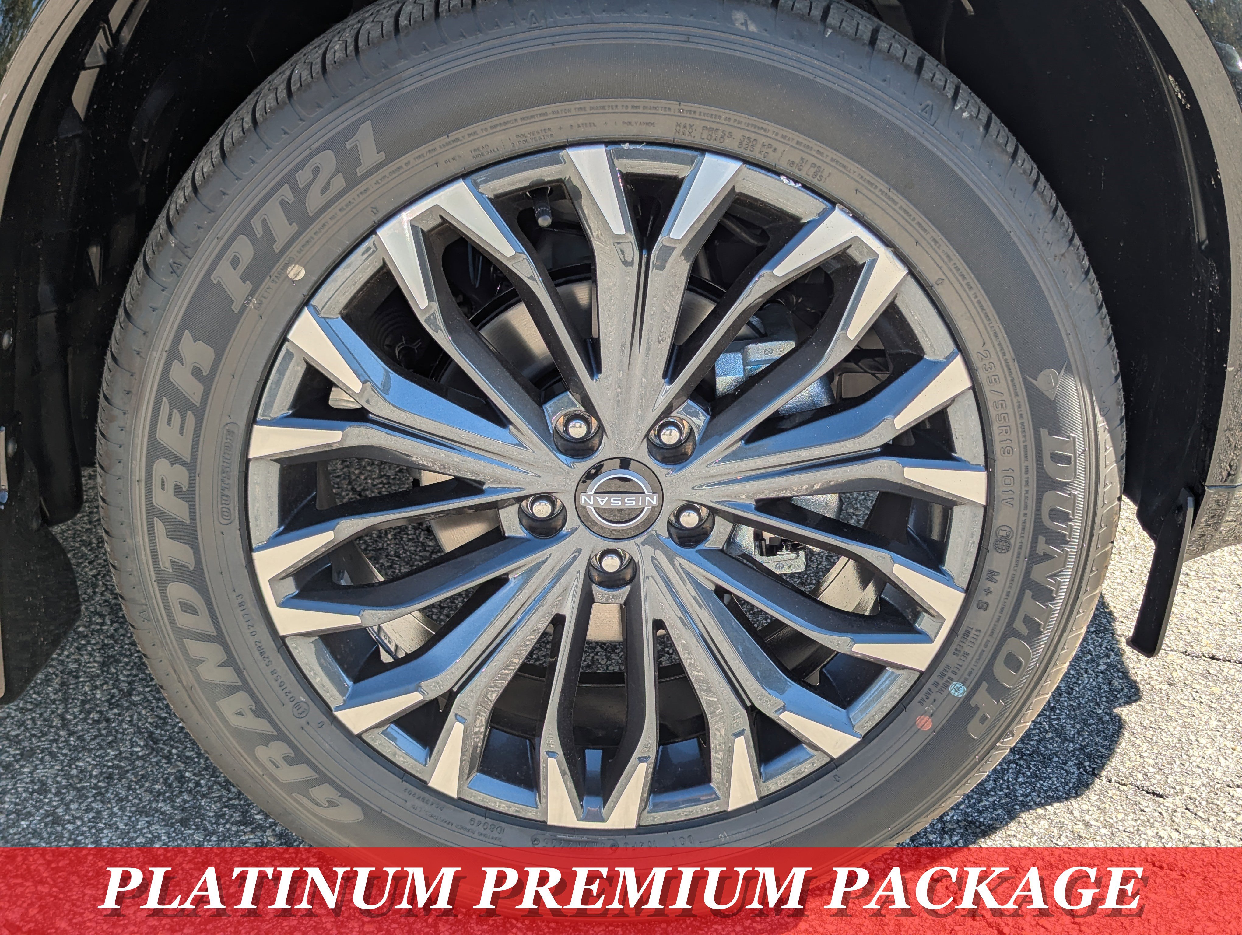 New 2026 Nissan Rogue Platinum image 10